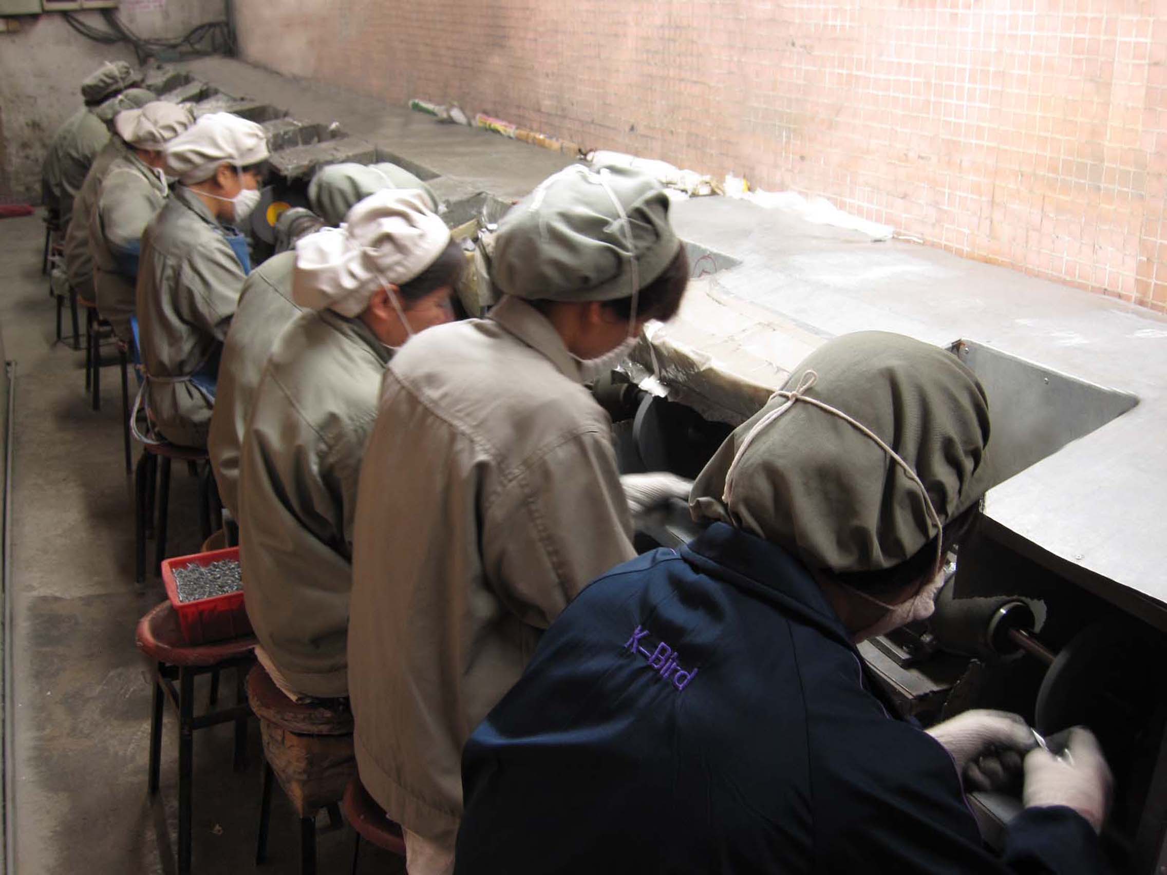 proimages/Factory_Tour/Polish_2.jpg